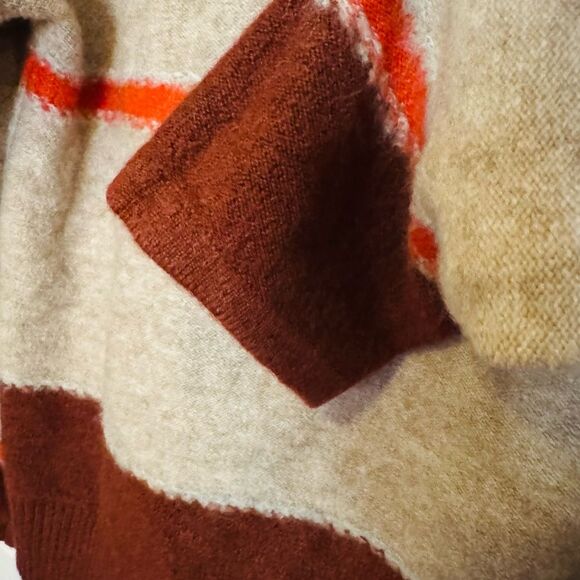 Universal Thread sweater size Medium NWOT - Picture 7 of 8